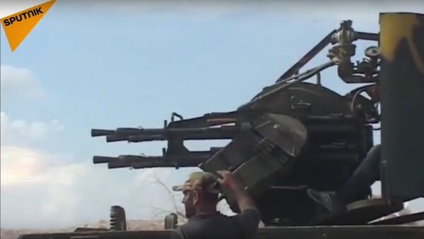 Suriye ordusu, Hama'da Fetih el Şam saldırılarını püskürtmeye devam ediyor - Sputnik Türkiye