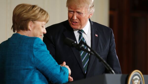 ABD Başkanı Donald Trump- Almanya Başbakanı Angela Merkel - Sputnik Türkiye