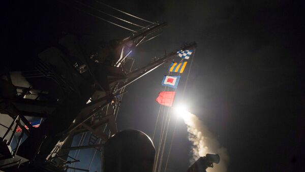 Suriye'deki Şayrat üssünü vuran USS Ross destroyeri - Sputnik Türkiye