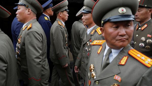 Kuzey Koreli subaylar - Sputnik Türkiye