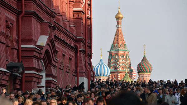 Ruslar Moskova'da teröre karşı yürüdü - Sputnik Türkiye