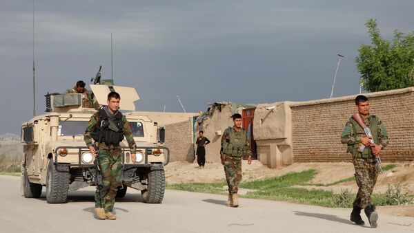 Afganistan'ın Mezar-ı Şerif kenti yakınlarında Afgan askerler - Sputnik Türkiye
