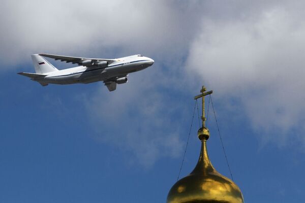 AN-124-100 ‘Ruslan’ ağır nakliye uçağı. - Sputnik Türkiye