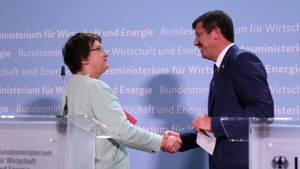 Ekonomi Bakanı Nihat Zeybekci ve Almanya Ekonomi ve Enerji Bakanı Brigitte Zypries - Sputnik Türkiye
