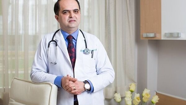 Ünlü Azeri kalp ve damar cerrah Prof. Dr. Reşad Mahmudov - Sputnik Türkiye