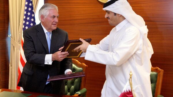 ABD Dışişleri Bakanı Rex Tillerson, Katar Dışişleri Bakanı Muhammed bin Abdulrahman el Sani - Sputnik Türkiye