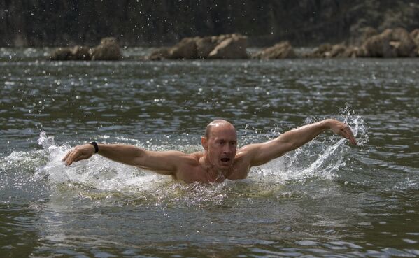 Vladimir Putin, Tuva Cumhuriyeti’nde tatil yaptı. - Sputnik Türkiye
