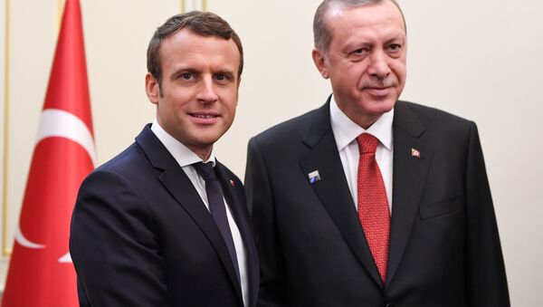Fransa Cumhurbaşkanı Emmanuel Macron - Cumhurbaşkanı Recep Tayyip Erdoğan - Sputnik Türkiye