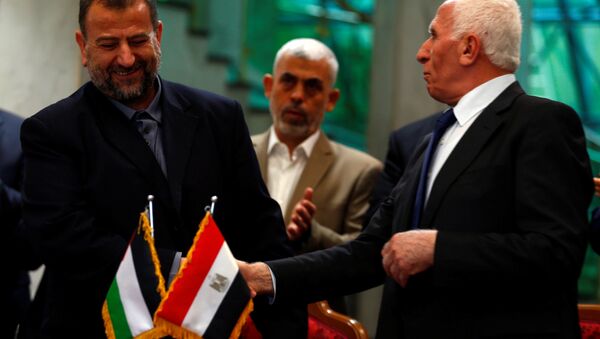 Hamas heyetinin başkanı Salih Aruri, Fetih hareketi lideri Azam Ahmed - Sputnik Türkiye