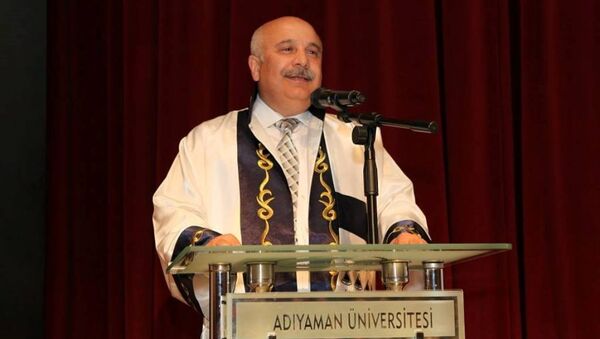 Adıyaman Üniversitesi Rektörü Mustafa Talha Gönüllü - Sputnik Türkiye