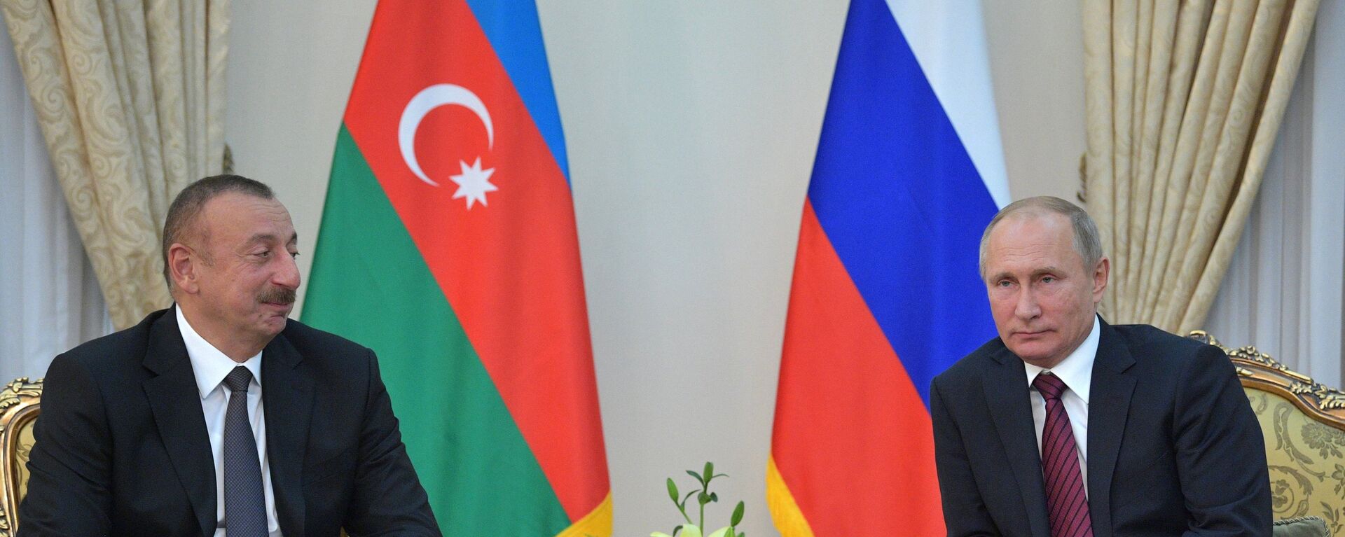 Azerbaycan Cumhurbaşkanı İlham Aliyev ve Rusya Devlet Başkanı Vladimir Putin - Sputnik Türkiye, 1920, 24.09.2021