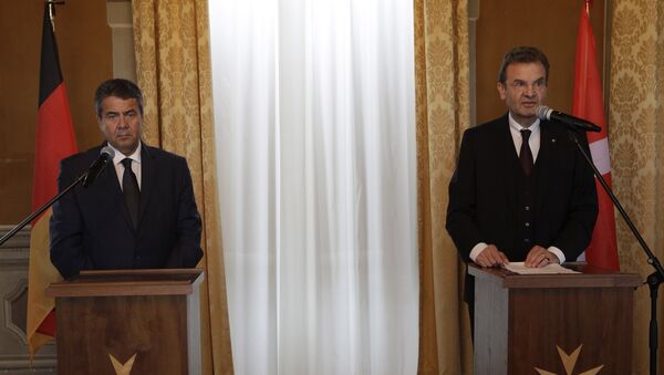 Almanya Dışişleri Bakanı Sigmar Gabriel ile İtalya Dışişleri Bakanı Angelino Alfano - Sputnik Türkiye