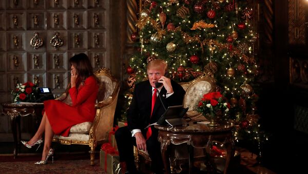 ABD Başkanı Donald Trump- First Lady Melania Trump-Noel - Sputnik Türkiye