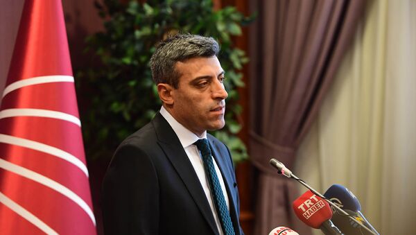 Cumhuriyet Halk Partisi Genel Başkan Yardımcısı Öztürk Yılmaz - Sputnik Türkiye