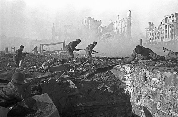 Stalingrad  Zaferinin 75. yıldönümü - Sputnik Türkiye