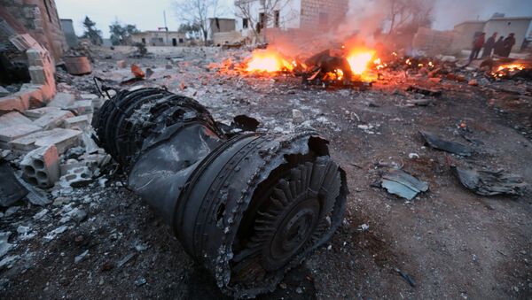 Suriye'de Rus uçağı düşürüldü - Sputnik Türkiye