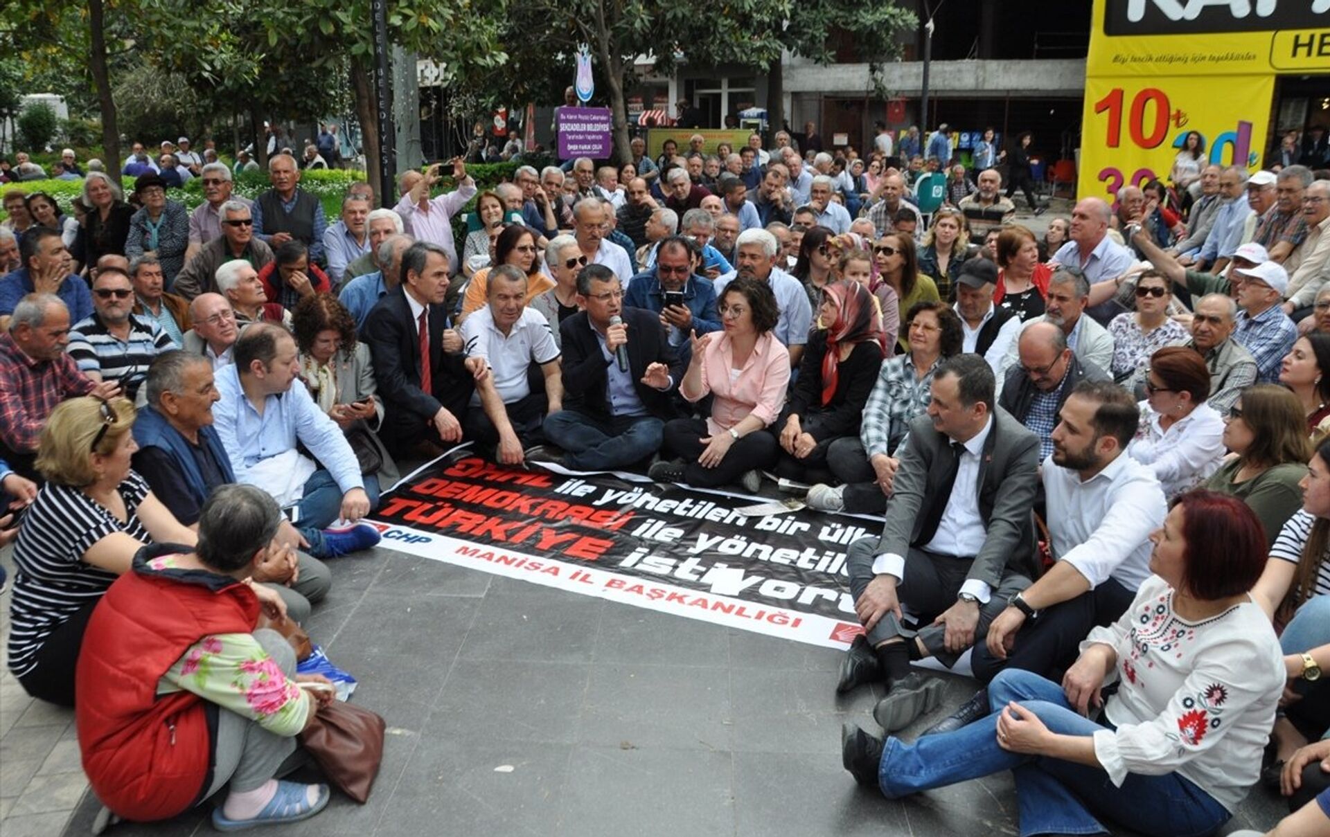 CHP'li Özel OHAL ilan etmek, gece