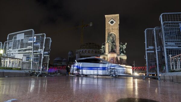 Taksim Meydanı'nda 1 Mayıs önlemleri - Sputnik Türkiye