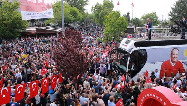 CHP’nin Cumhurbaşkanı Adayı Muharrem İnce, memleketi Yalova’da miting düzenledi. - Sputnik Türkiye