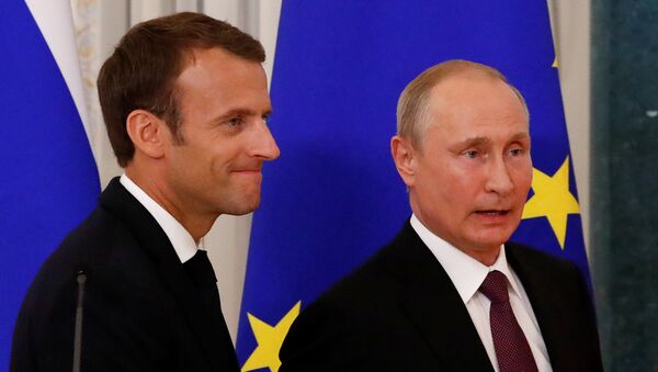 Emmanuel Macron-Vladimir Putin - Sputnik Türkiye