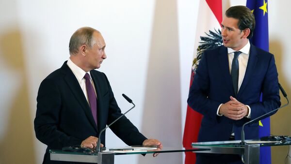 Rusya Devlet Başkanı Vladimir Putin- Avusturya Başbakanı Sebastian Kurz - Sputnik Türkiye
