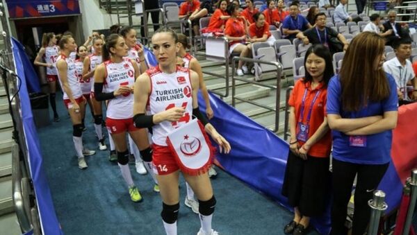 Türk A Milli Kadın Voleybol Takımı, FIVB Uluslar Ligi'ni 2. tamamladı - Sputnik Türkiye