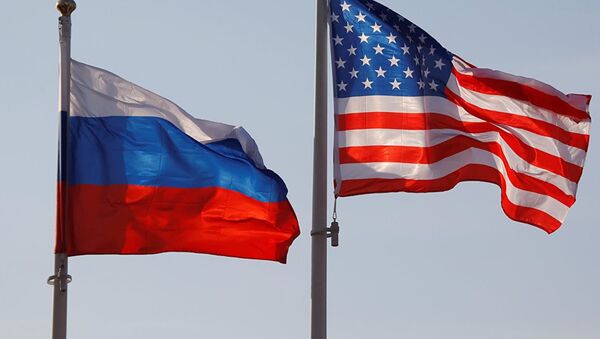 ABD-Rusya bayrakları - Sputnik Türkiye