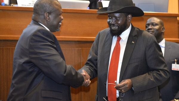 Güney Sudanlı taraflar, aylardır süren yeni barış müzakereleri kapsamında nihai barış anlaşmasını imzaladı. - Sputnik Türkiye