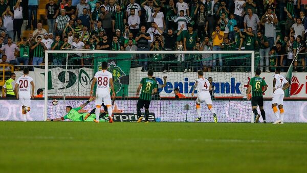Akhisarspor-Galatasaray maçı - Sputnik Türkiye
