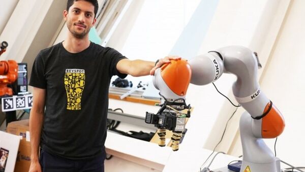 Yapay zekalı robot evleri toplayacak - Sputnik Türkiye