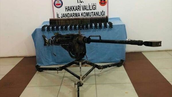 Hakkari'de PKK'ya yönelik operasyonda doçka silahı ve buna ait mühimmat bulundu. - Sputnik Türkiye