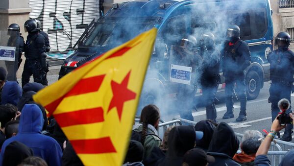 Las protestas del 21D en Barcelona, Cataluña - Sputnik Türkiye