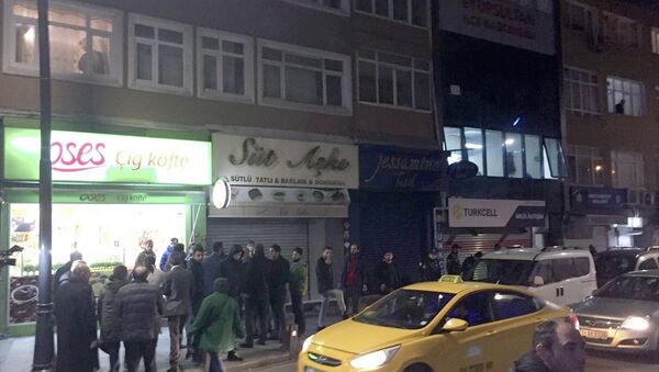CHP Eyüpsultan İlçe Başkanlığı'na saldırı: Yaralılar var - Sputnik Türkiye