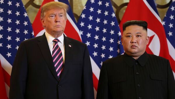 ABD Başkanı Donald Trump ve Kuzey Kore Lideri kim Jong-un vietnam'da ikinci kez yüz yüze görüştü - Sputnik Türkiye