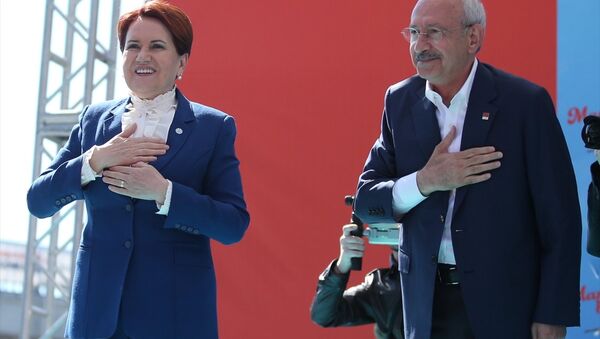 Meral Akşener ile Kemal Kılıçdaroğlu - Sputnik Türkiye