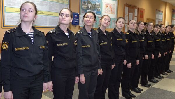 Rusya'da kızlar askeri denizcilik okuyor - Sputnik Türkiye