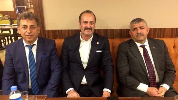MHP İzmir İl Başkanı Şahin: 6 gün daha direnirsek inanın 20 belediyemiz oluyor - Sputnik Türkiye