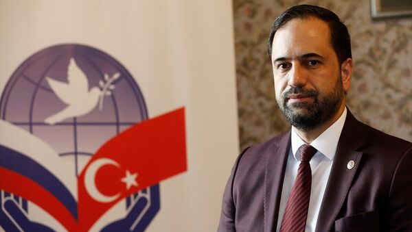 Türk-Rus Toplumsal Forumu Türk Kanadı Eş Başkanı Ahmet Berat Çonkar - Sputnik Türkiye