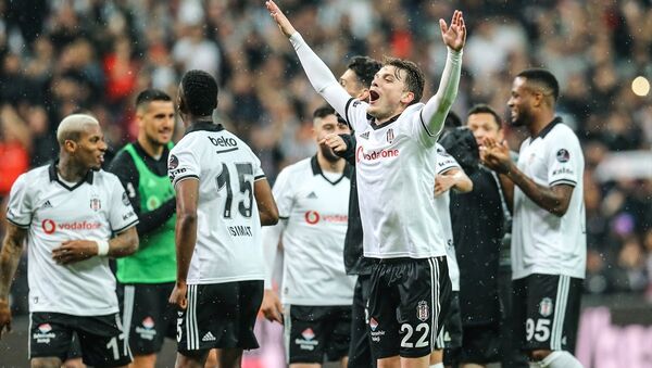 Spor Toto Süper Ligi’nde Beşiktaş ile Medipol Başakşehir, Vodafone Park’ta karşılaştı - Sputnik Türkiye