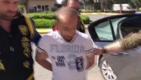 Erik çekirdeği atan çocuğu darbeden sürücünün serbest kalmasına itiraz - Tuzla - Sputnik Türkiye