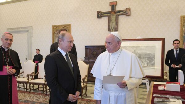 Vladimir Putin -  Papa Francis - Sputnik Türkiye