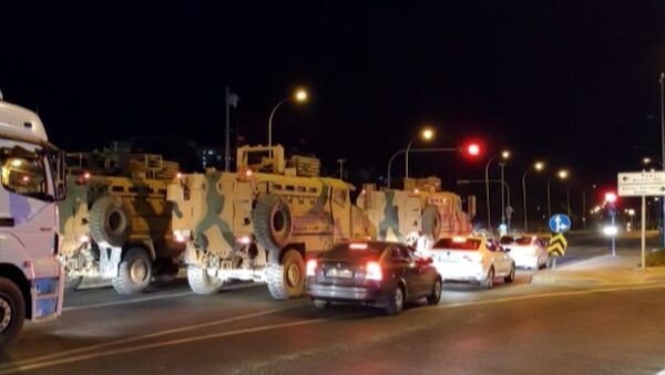 Suriye sınırındaki askeri birliklere zırhlı araç ve komando takviyesi - Sputnik Türkiye