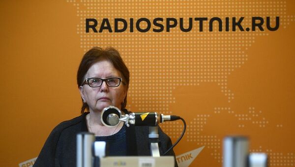 Ukrayna’da görev başındayken beş sene önce yaşamını yitiren Rossiya Segodnya savaş muhabiri Andrey Stenin’in annesi Vera Stenina - Sputnik Türkiye