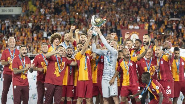Galatasaray, TFF Süper Kupa'nın sahibi oldu. - Sputnik Türkiye