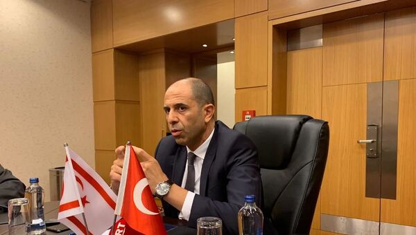 Kuzey Kıbrıs Başbakan Yardımcısı ve Dışişleri Bakanı Kudret Özersay - Sputnik Türkiye