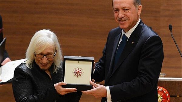 Alev Alatlı, Recep Tayyip Erdoğan - Sputnik Türkiye