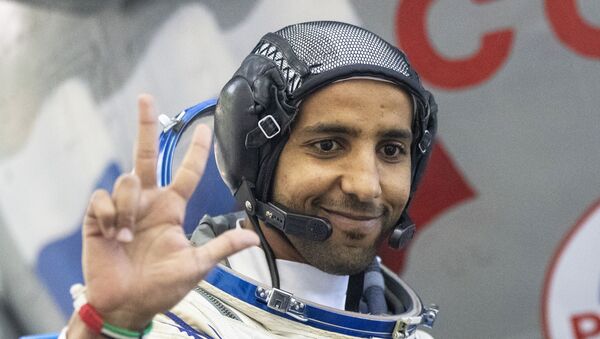 Birleşik Arap Emirlikleri’nin (BAE) ilk astronotu unvanını alan Hazza El Mansouri - Sputnik Türkiye