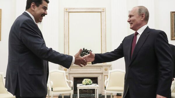 Rusya Devlet Başkanı Vladimir Putin, Moskova'da Venezüella Devlet Başkanı Nicolas Maduro ile bir araya geldi. - Sputnik Türkiye