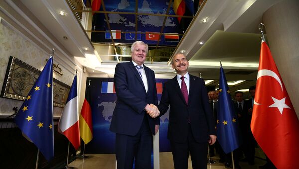 Almanya İçişleri Bakanı Horst Seehofer, Türk mevkidaşı Süleyman Soylu ile görüştü. - Sputnik Türkiye