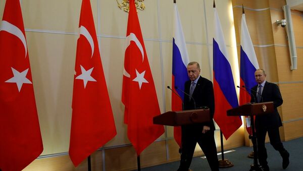 Putin ile Erdoğan'ın salona girdiği anlar objektiflere böyle yansıdı. - Sputnik Türkiye